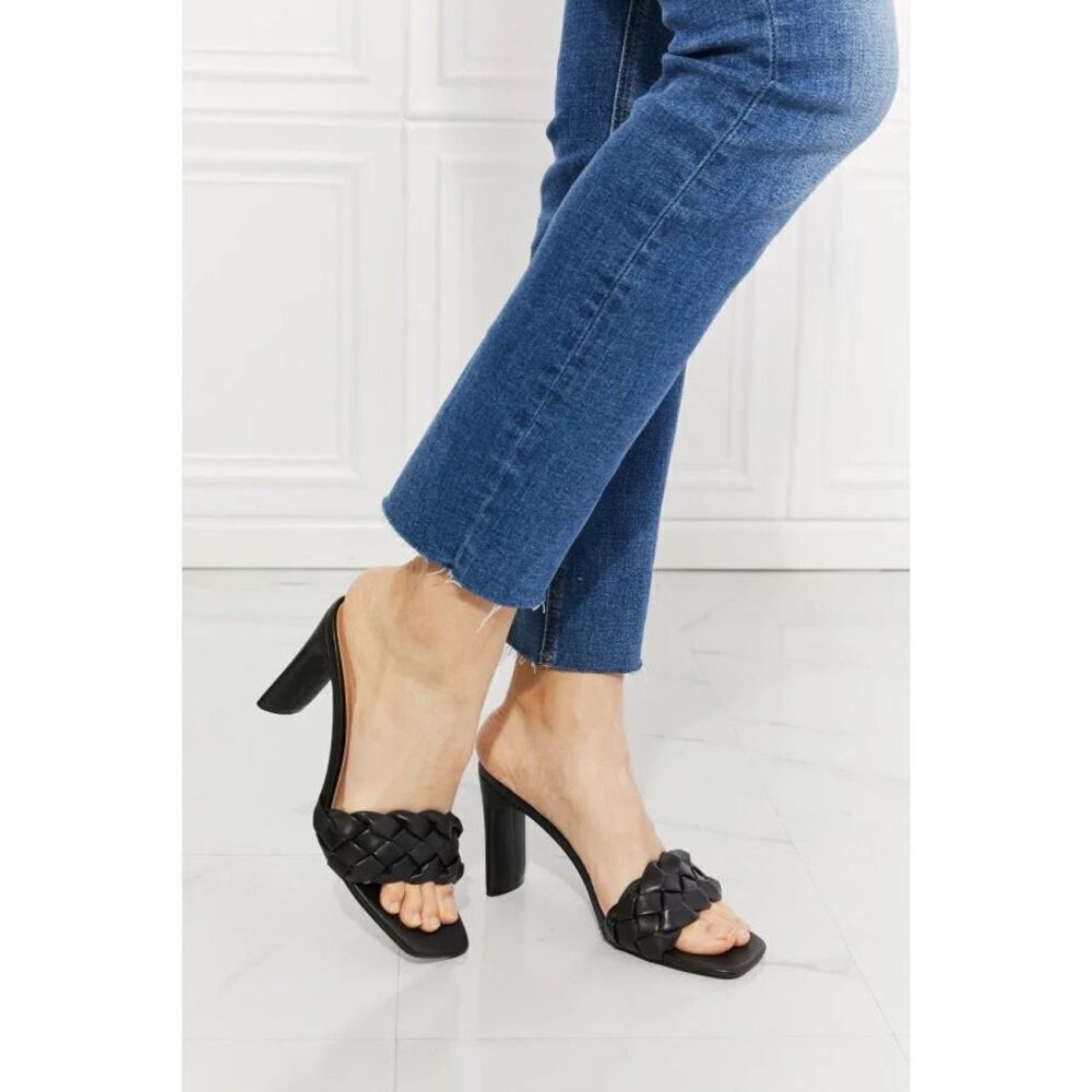 ✨Quipid Block Heel Braided Black Sz 10 Sandals✨